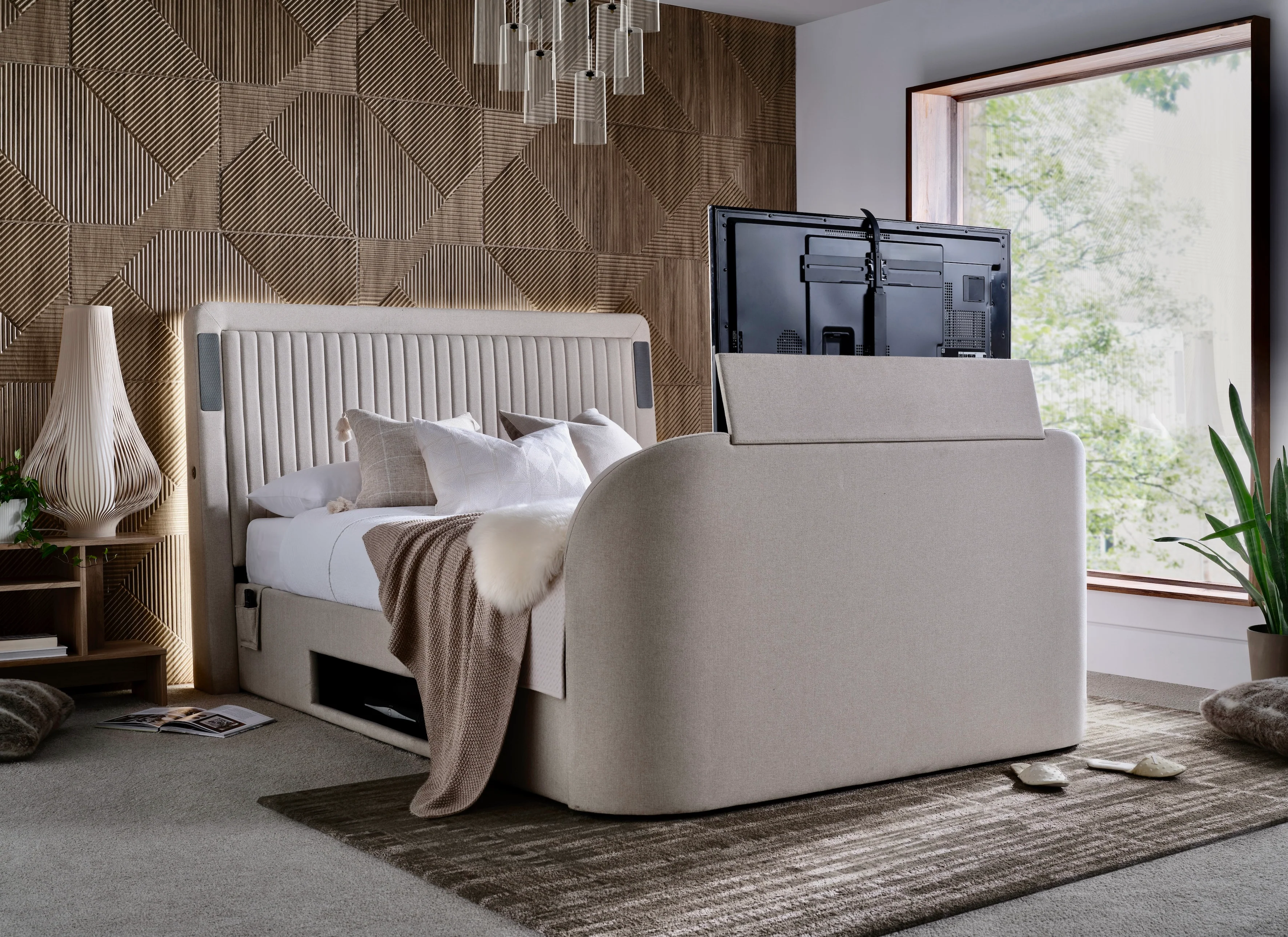 Immerse True Sound 5.1 TV Bed in Oatmeal - Image 3