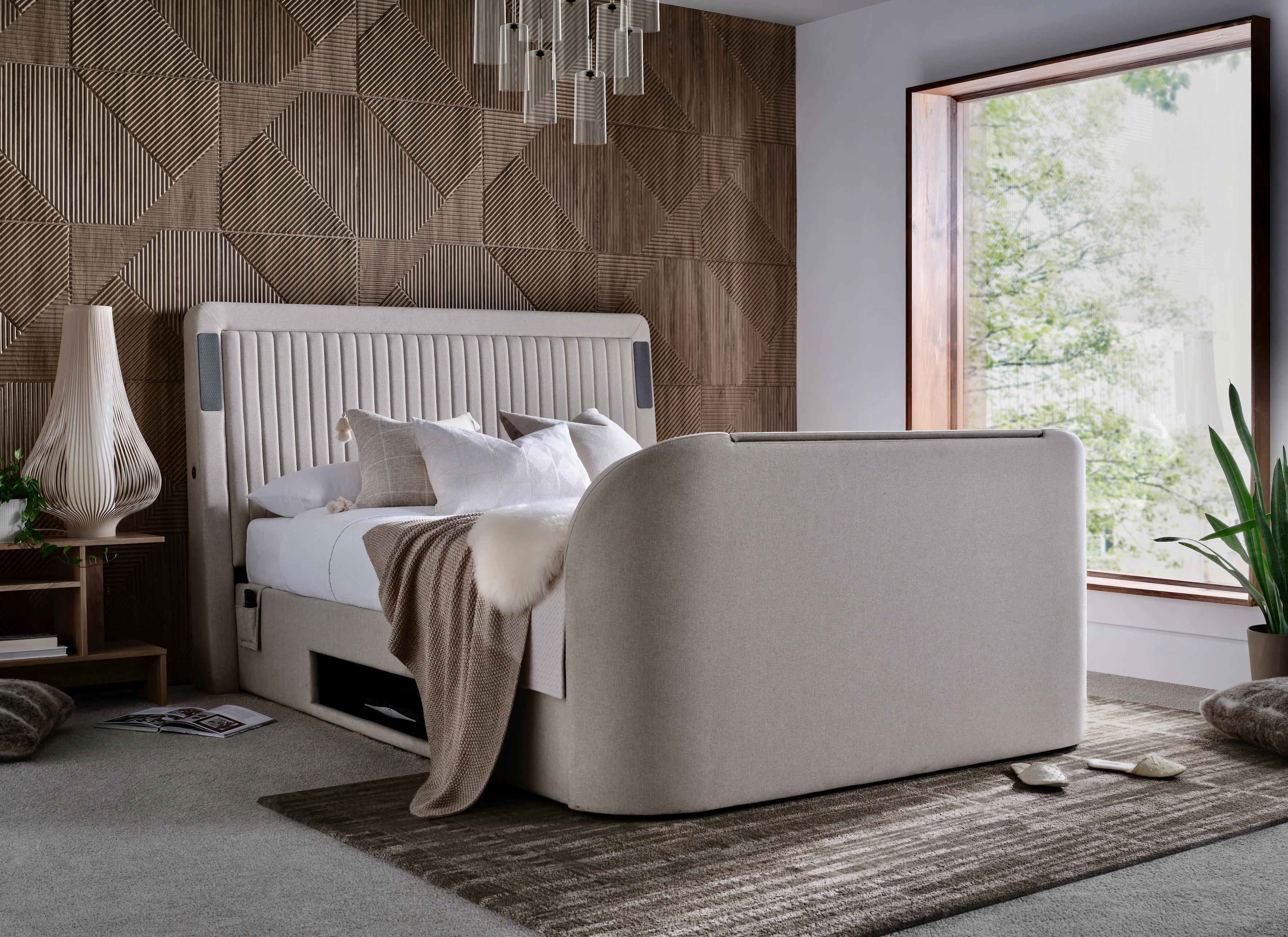 Immerse True Sound 5.1 TV Bed in Oatmeal - Image 6