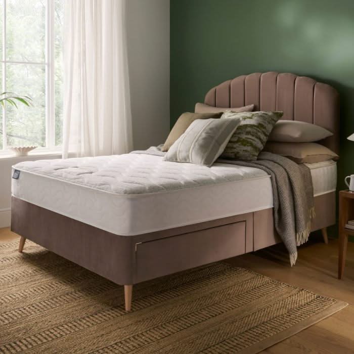 Silentnight Memory 1000 Pocket Mattress - Image 3